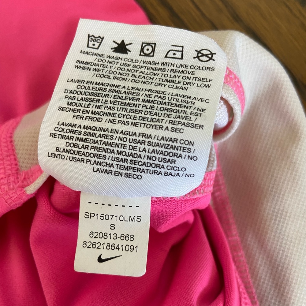 Nike Dri-Fit top size S - Picture 8 of 8